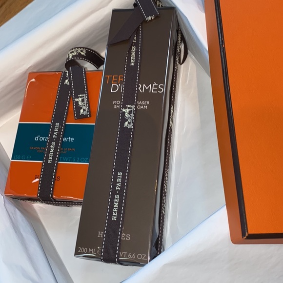 NWOT Hermes perfume and shave foam gift set w/ Hermes box & Hermes ribbons - Picture 4 of 9
